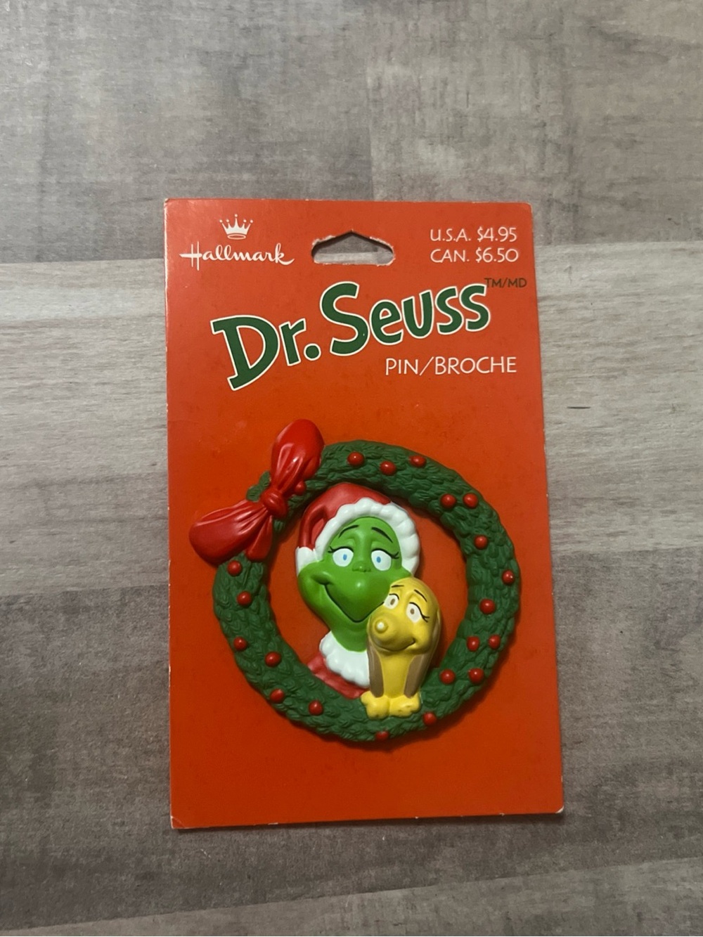 Hallmark Vintage Christmas Pin Dr. Seuss Grinch Max Wreath Brooch 1990’s Holiday